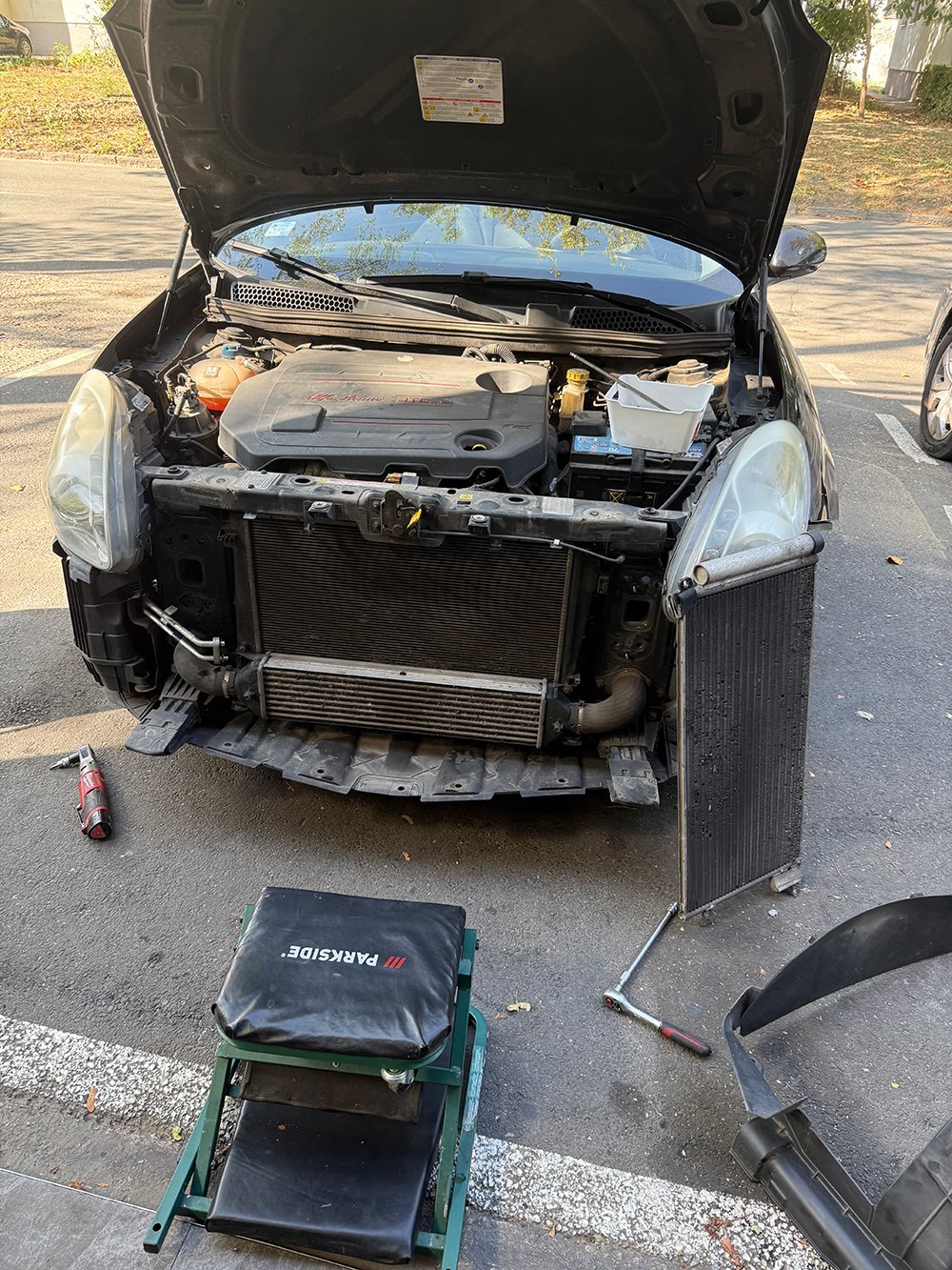 Auto klime Dača - profesionalni servis auto klima - zamena hladnjaka